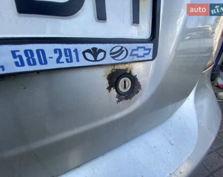 Серый Шевроле Авео, объемом двигателя 1.5 л и пробегом 368 тыс. км за 1700 $, фото 9 на Automoto.ua