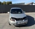 Серый Шевроле Авео, объемом двигателя 1.5 л и пробегом 224 тыс. км за 2810 $, фото 1 на Automoto.ua