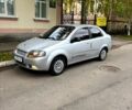 Серый Шевроле Авео, объемом двигателя 1.5 л и пробегом 300 тыс. км за 3000 $, фото 1 на Automoto.ua
