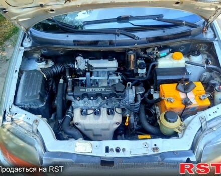 Серый Шевроле Авео, объемом двигателя 1.5 л и пробегом 300 тыс. км за 3000 $, фото 5 на Automoto.ua