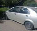 Серый Шевроле Авео, объемом двигателя 1.5 л и пробегом 265 тыс. км за 2000 $, фото 3 на Automoto.ua