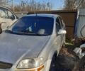 Серый Шевроле Авео, объемом двигателя 1.5 л и пробегом 320 тыс. км за 2000 $, фото 2 на Automoto.ua