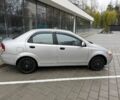 Сірий Шевроле Авео, об'ємом двигуна 1.5 л та пробігом 260 тис. км за 2100 $, фото 4 на Automoto.ua