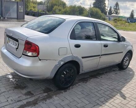Сірий Шевроле Авео, об'ємом двигуна 1.5 л та пробігом 29 тис. км за 1600 $, фото 3 на Automoto.ua
