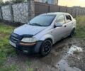 Сірий Шевроле Авео, об'ємом двигуна 1.5 л та пробігом 300 тис. км за 750 $, фото 1 на Automoto.ua