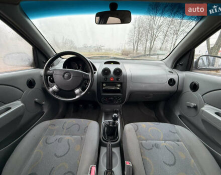 Серый Шевроле Авео, объемом двигателя 1.5 л и пробегом 153 тыс. км за 1500 $, фото 17 на Automoto.ua