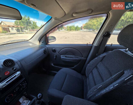 Серый Шевроле Авео, объемом двигателя 1.5 л и пробегом 202 тыс. км за 3000 $, фото 9 на Automoto.ua