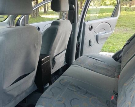 Серый Шевроле Авео, объемом двигателя 1.5 л и пробегом 356 тыс. км за 2700 $, фото 2 на Automoto.ua