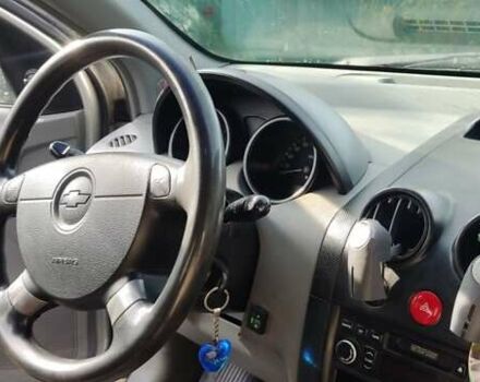 Серый Шевроле Авео, объемом двигателя 1.5 л и пробегом 220 тыс. км за 2700 $, фото 9 на Automoto.ua