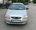 Серый Шевроле Авео, объемом двигателя 1.5 л и пробегом 197 тыс. км за 2900 $, фото 1 на Automoto.ua