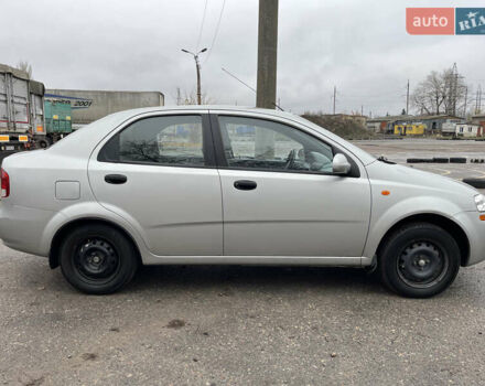 Сірий Шевроле Авео, об'ємом двигуна 1.5 л та пробігом 150 тис. км за 3500 $, фото 3 на Automoto.ua