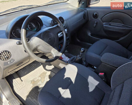 Серый Шевроле Авео, объемом двигателя 1.5 л и пробегом 202 тыс. км за 3000 $, фото 8 на Automoto.ua
