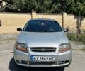 Серый Шевроле Авео, объемом двигателя 1.5 л и пробегом 286 тыс. км за 2350 $, фото 1 на Automoto.ua