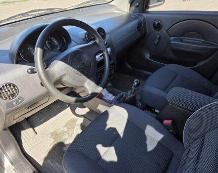 Серый Шевроле Авео, объемом двигателя 1.5 л и пробегом 201 тыс. км за 3400 $, фото 8 на Automoto.ua
