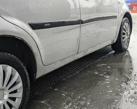Сірий Шевроле Авео, об'ємом двигуна 1.5 л та пробігом 265 тис. км за 2800 $, фото 1 на Automoto.ua