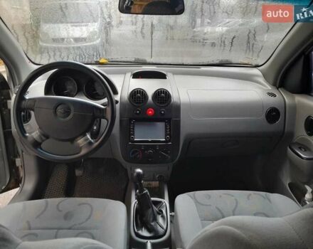 Сірий Шевроле Авео, об'ємом двигуна 1.5 л та пробігом 197 тис. км за 2500 $, фото 4 на Automoto.ua