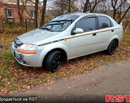 Серый Шевроле Авео, объемом двигателя 1.5 л и пробегом 244 тыс. км за 2350 $, фото 1 на Automoto.ua