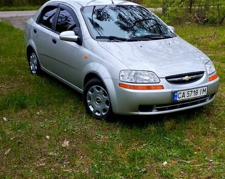 Сірий Шевроле Авео, об'ємом двигуна 1.5 л та пробігом 190 тис. км за 3100 $, фото 1 на Automoto.ua