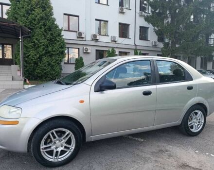 Серый Шевроле Авео, объемом двигателя 1.5 л и пробегом 356 тыс. км за 2700 $, фото 1 на Automoto.ua