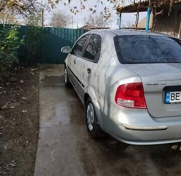 Серый Шевроле Авео, объемом двигателя 1.5 л и пробегом 220 тыс. км за 2700 $, фото 4 на Automoto.ua