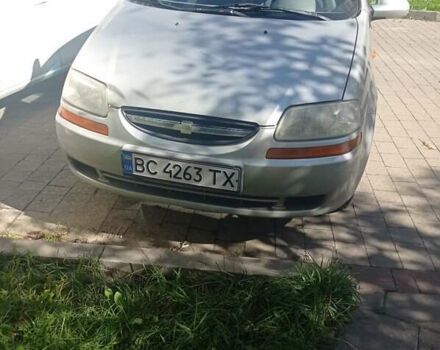Серый Шевроле Авео, объемом двигателя 1.5 л и пробегом 265 тыс. км за 2000 $, фото 5 на Automoto.ua
