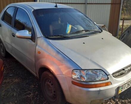 Серый Шевроле Авео, объемом двигателя 1.5 л и пробегом 320 тыс. км за 2000 $, фото 5 на Automoto.ua