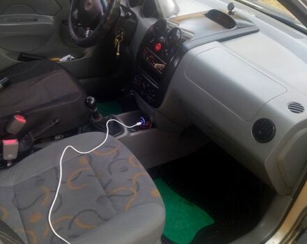 Серый Шевроле Авео, объемом двигателя 1.5 л и пробегом 370 тыс. км за 2400 $, фото 9 на Automoto.ua