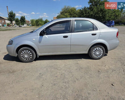 Серый Шевроле Авео, объемом двигателя 1.5 л и пробегом 202 тыс. км за 3000 $, фото 6 на Automoto.ua