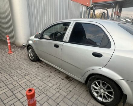 Серый Шевроле Авео, объемом двигателя 1.5 л и пробегом 320 тыс. км за 1193 $, фото 4 на Automoto.ua