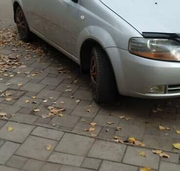 Серый Шевроле Авео, объемом двигателя 1.5 л и пробегом 273 тыс. км за 3400 $, фото 8 на Automoto.ua