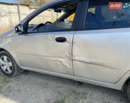Серый Шевроле Авео, объемом двигателя 1.5 л и пробегом 141 тыс. км за 2200 $, фото 6 на Automoto.ua