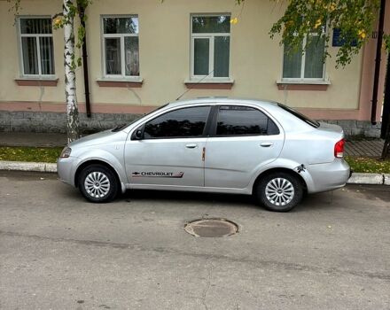 Серый Шевроле Авео, объемом двигателя 1.5 л и пробегом 300 тыс. км за 3000 $, фото 4 на Automoto.ua
