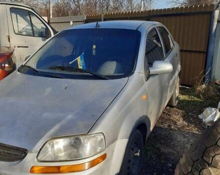 Серый Шевроле Авео, объемом двигателя 1.5 л и пробегом 320 тыс. км за 2000 $, фото 5 на Automoto.ua