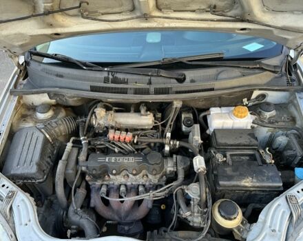 Серый Шевроле Авео, объемом двигателя 1.4 л и пробегом 270 тыс. км за 3400 $, фото 10 на Automoto.ua