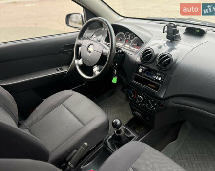 Сірий Шевроле Авео, об'ємом двигуна 1.5 л та пробігом 188 тис. км за 4399 $, фото 15 на Automoto.ua