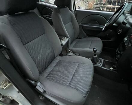 Сірий Шевроле Авео, об'ємом двигуна 1.5 л та пробігом 200 тис. км за 899 $, фото 11 на Automoto.ua