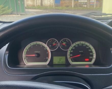 Сірий Шевроле Авео, об'ємом двигуна 1.4 л та пробігом 195 тис. км за 4500 $, фото 10 на Automoto.ua