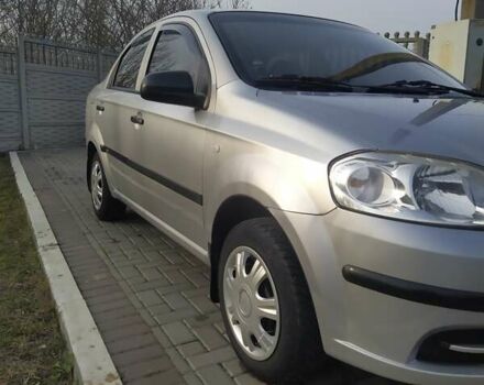 Сірий Шевроле Авео, об'ємом двигуна 1.5 л та пробігом 155 тис. км за 4099 $, фото 2 на Automoto.ua