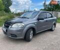 Серый Шевроле Авео, объемом двигателя 1.5 л и пробегом 258 тыс. км за 2850 $, фото 1 на Automoto.ua