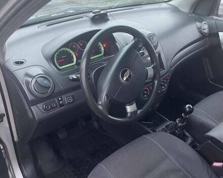 Серый Шевроле Авео, объемом двигателя 1.5 л и пробегом 286 тыс. км за 3000 $, фото 7 на Automoto.ua
