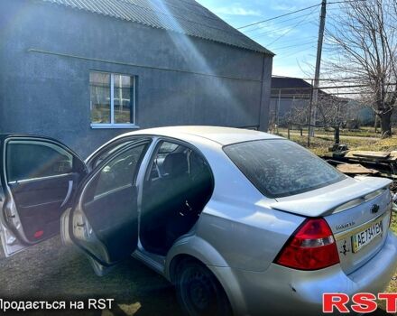 Серый Шевроле Авео, объемом двигателя 15 л и пробегом 253 тыс. км за 3500 $, фото 8 на Automoto.ua