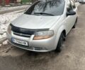 Сірий Шевроле Авео, об'ємом двигуна 1.5 л та пробігом 235 тис. км за 2200 $, фото 1 на Automoto.ua