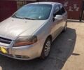 Серый Шевроле Авео, объемом двигателя 1.5 л и пробегом 185 тыс. км за 2500 $, фото 2 на Automoto.ua