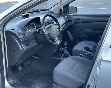 Серый Шевроле Авео, объемом двигателя 1.5 л и пробегом 190 тыс. км за 2850 $, фото 6 на Automoto.ua
