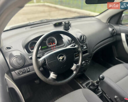 Сірий Шевроле Авео, об'ємом двигуна 1.5 л та пробігом 188 тис. км за 4399 $, фото 12 на Automoto.ua