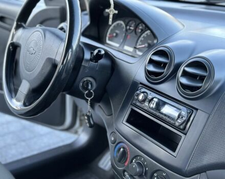 Серый Шевроле Авео, объемом двигателя 1.5 л и пробегом 190 тыс. км за 2850 $, фото 11 на Automoto.ua