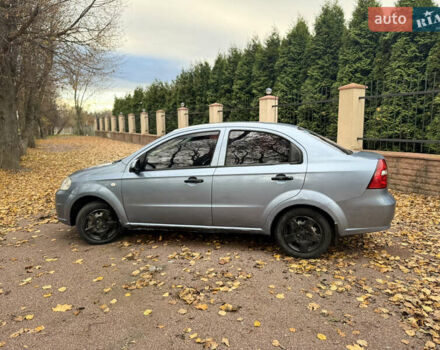 Серый Шевроле Авео, объемом двигателя 1.5 л и пробегом 253 тыс. км за 2900 $, фото 5 на Automoto.ua