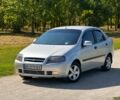 Серый Шевроле Авео, объемом двигателя 1.5 л и пробегом 219 тыс. км за 3100 $, фото 1 на Automoto.ua
