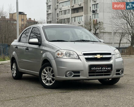 Сірий Шевроле Авео, об'ємом двигуна 1.5 л та пробігом 188 тис. км за 4399 $, фото 4 на Automoto.ua