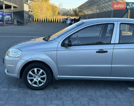 Серый Шевроле Авео, объемом двигателя 1.5 л и пробегом 190 тыс. км за 3000 $, фото 7 на Automoto.ua